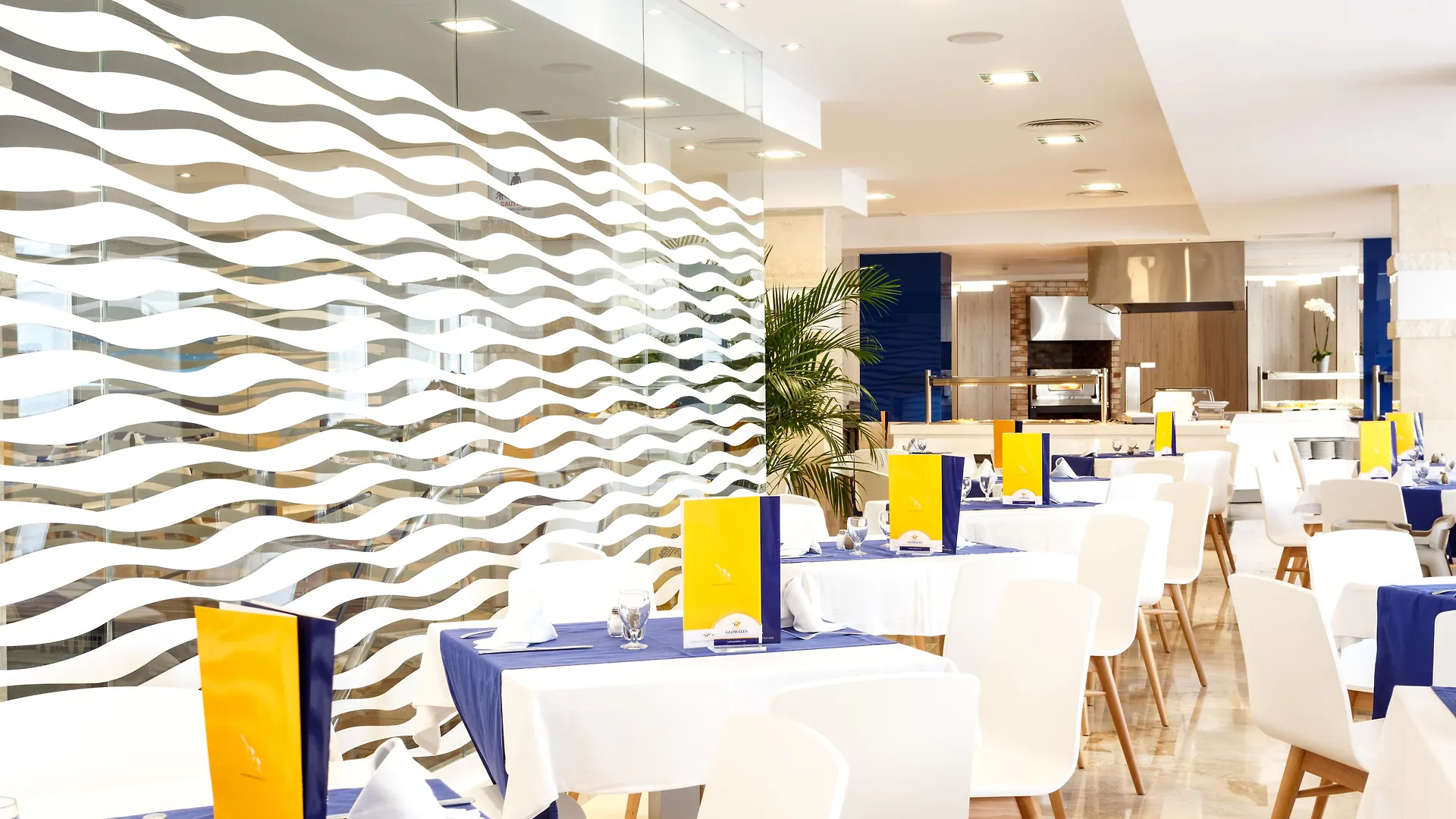 Hotel Globales Gardenia Fuengirola 3*,